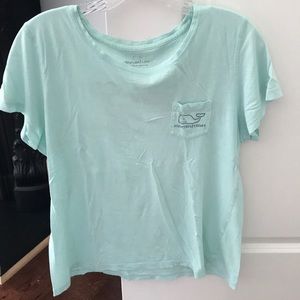Girls vineyard vines top!